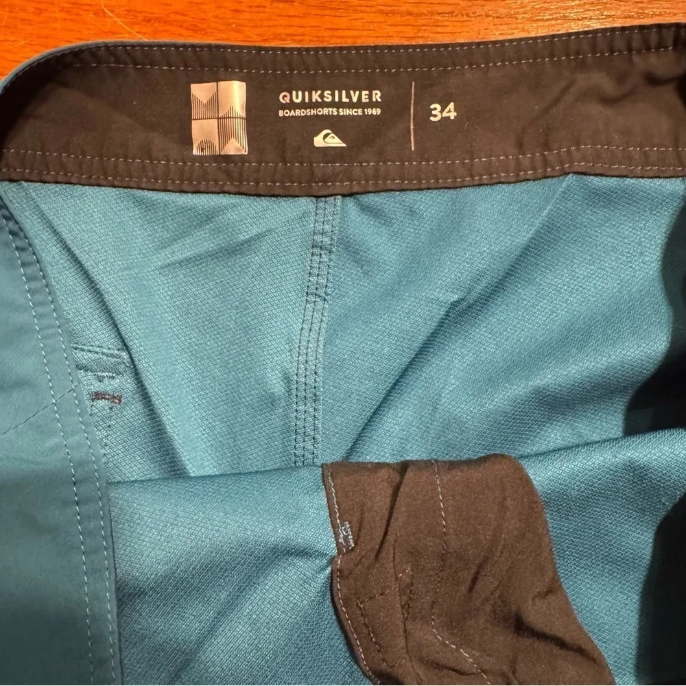 Quiksilver boardshorts